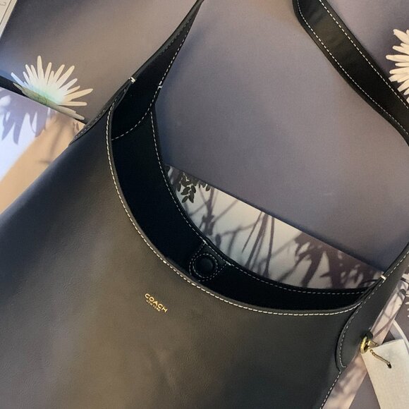 Chic Coach Brooklyn 28 Shoulder Bag in Jet Black🥳🥳🥳 - Picture 2 of 4